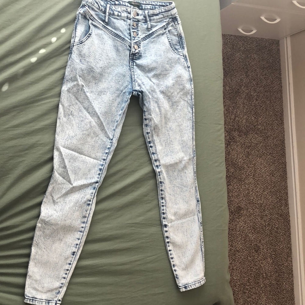 Wild Fable acid wash jeans size 2